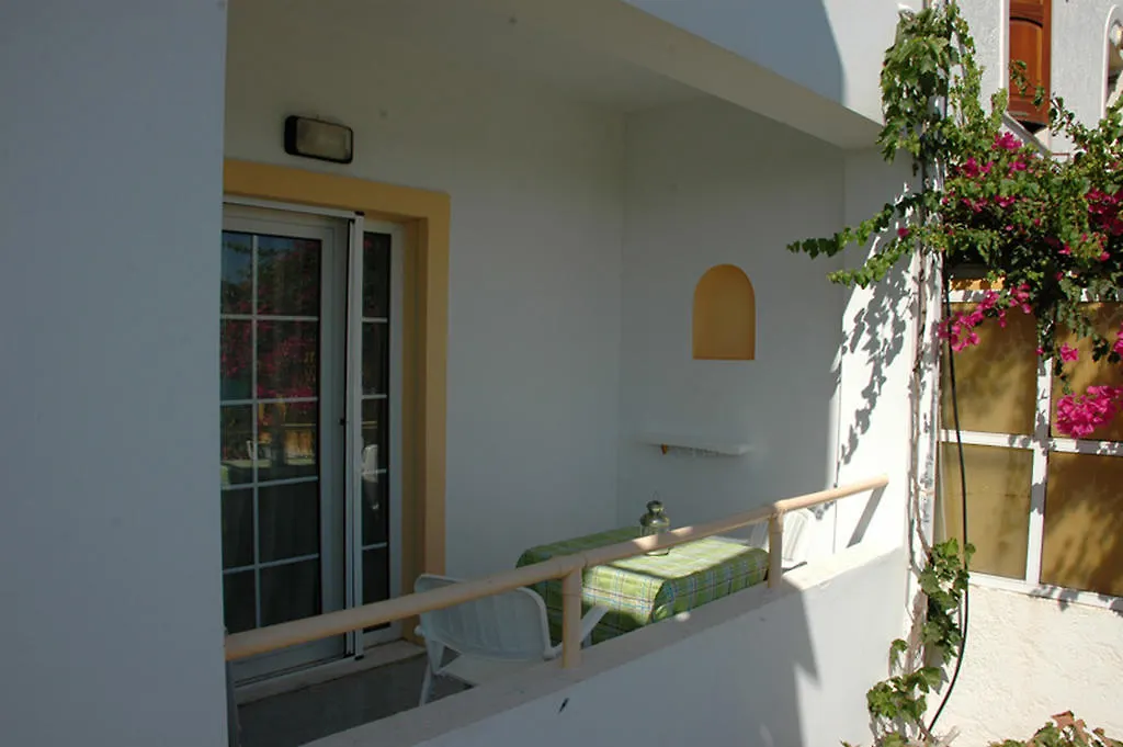 Alexandra Makris Gialos Studios